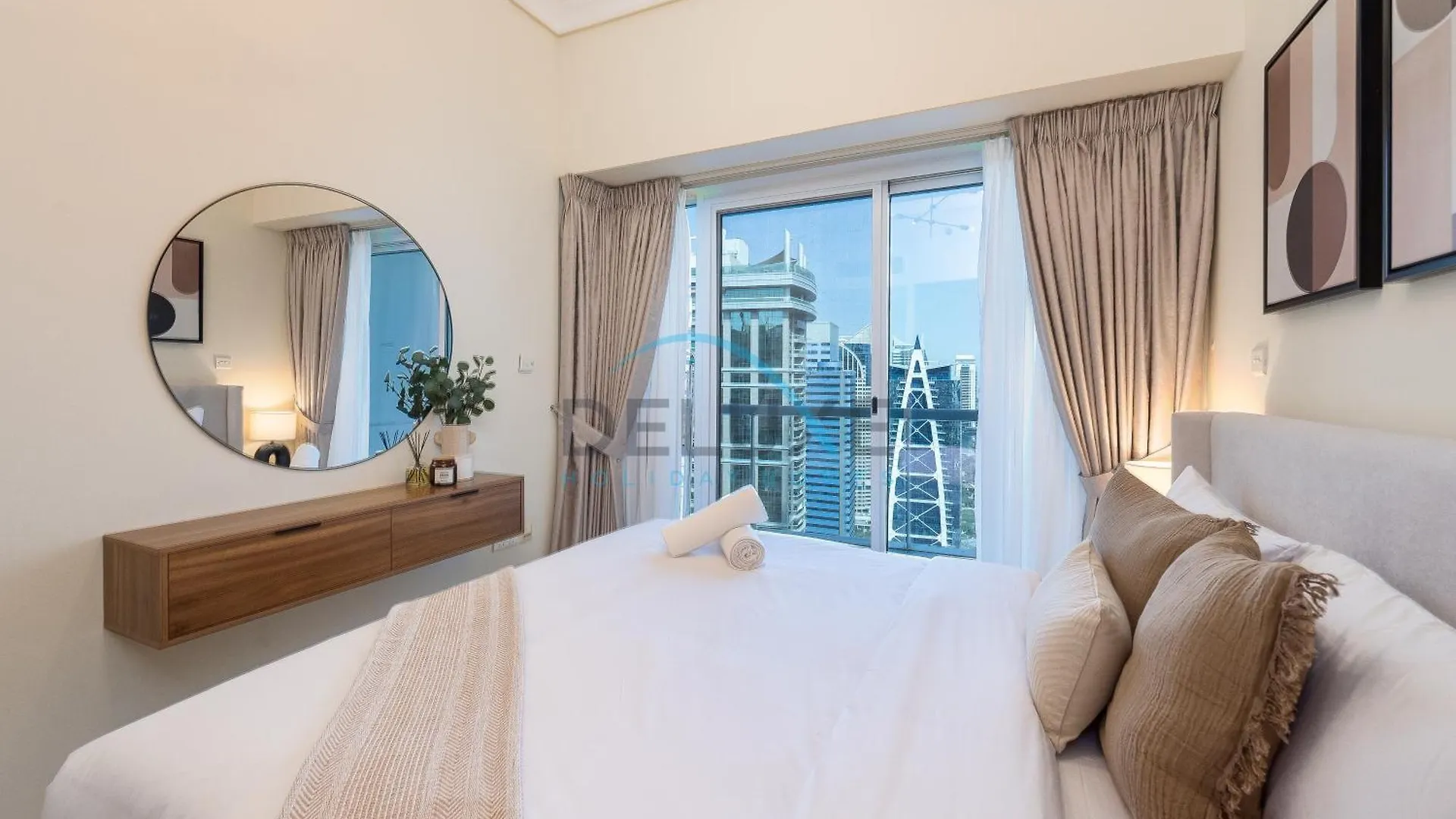 Bright 1Br With Lake Views, Jumeirah Lake Towers By Deluxe Holidya Homes Dubai Apartment