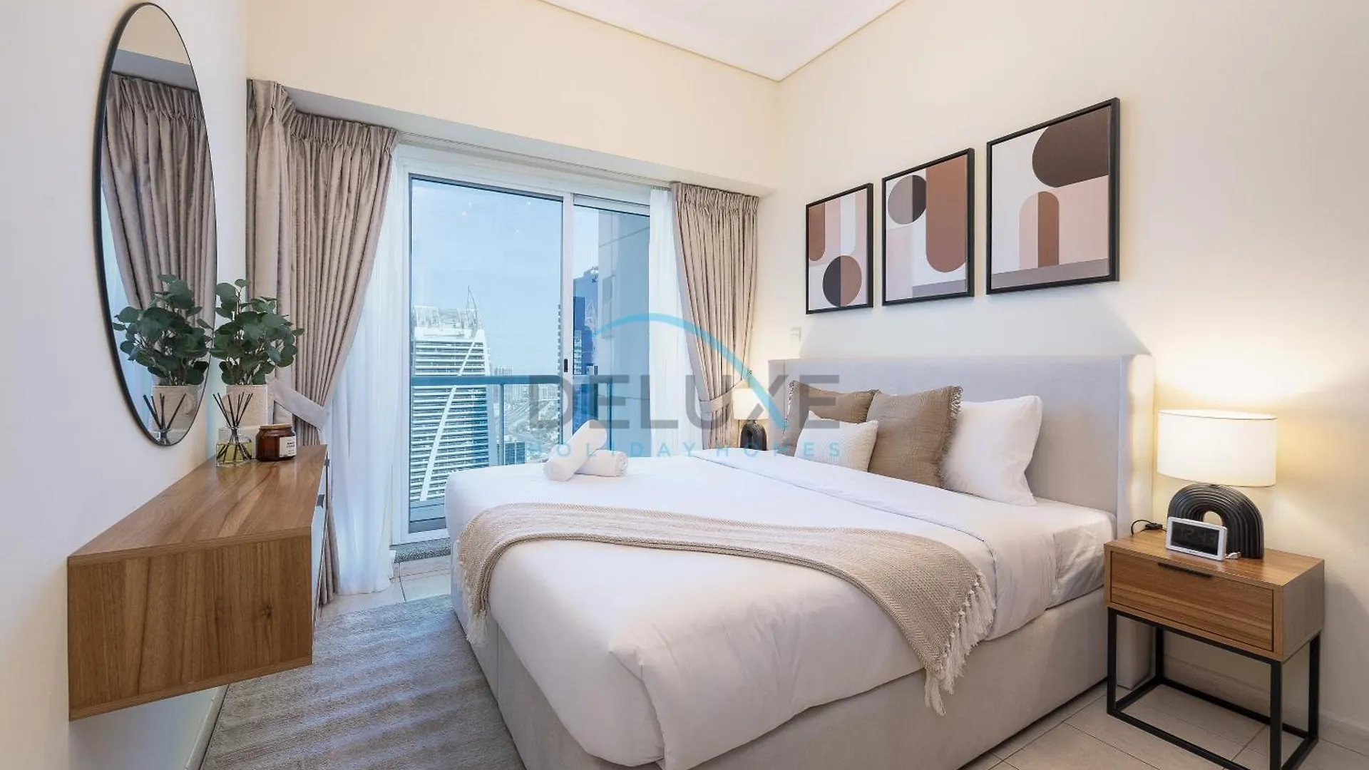 Bright 1Br With Lake Views, Jumeirah Lake Towers By Deluxe Holidya Homes Dubai