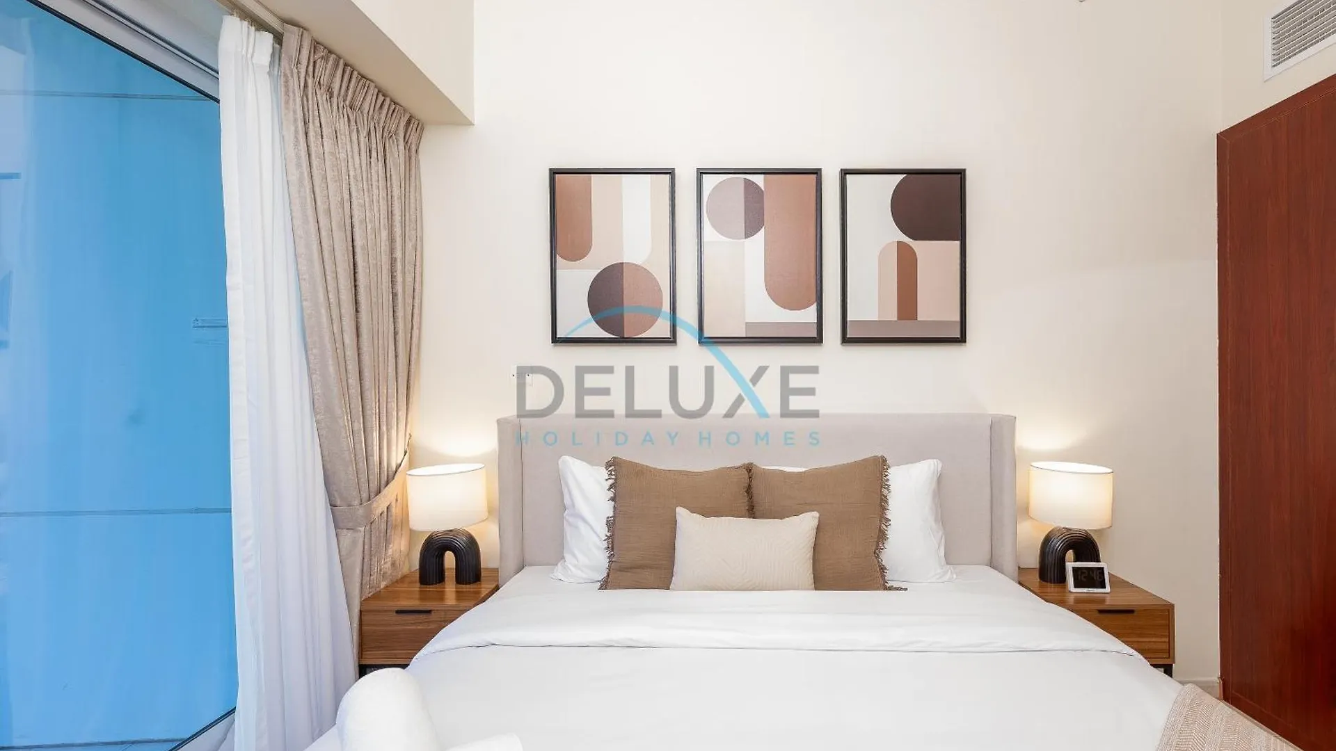 Bright 1Br With Lake Views, Jumeirah Lake Towers By Deluxe Holidya Homes Dubai United Arab Emirates